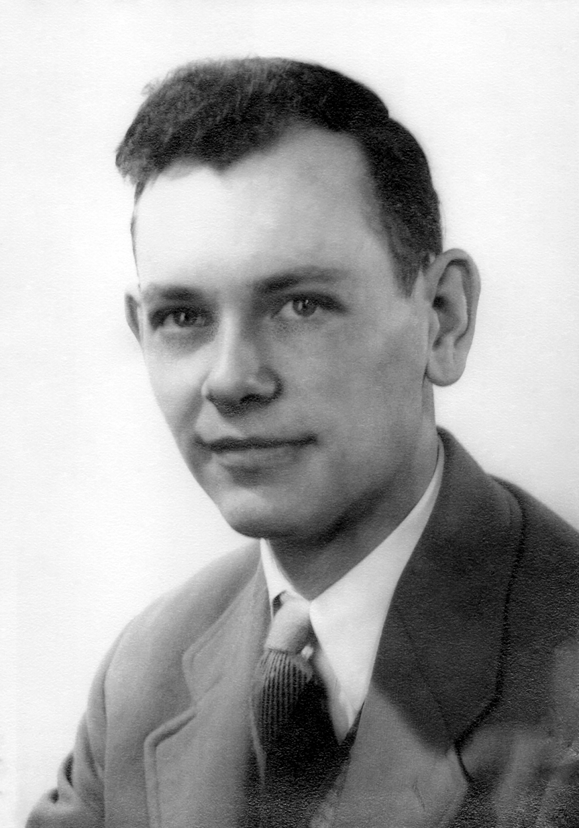 Gaynor Maurice Whitesell