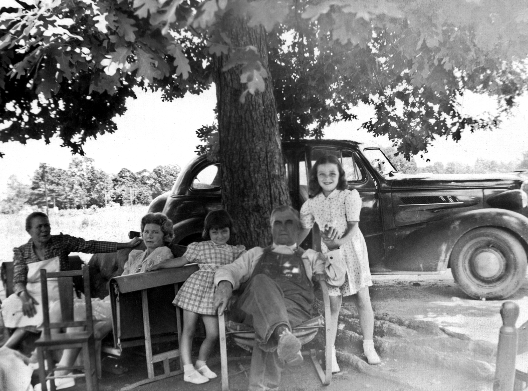Robert Lee Doby and Family