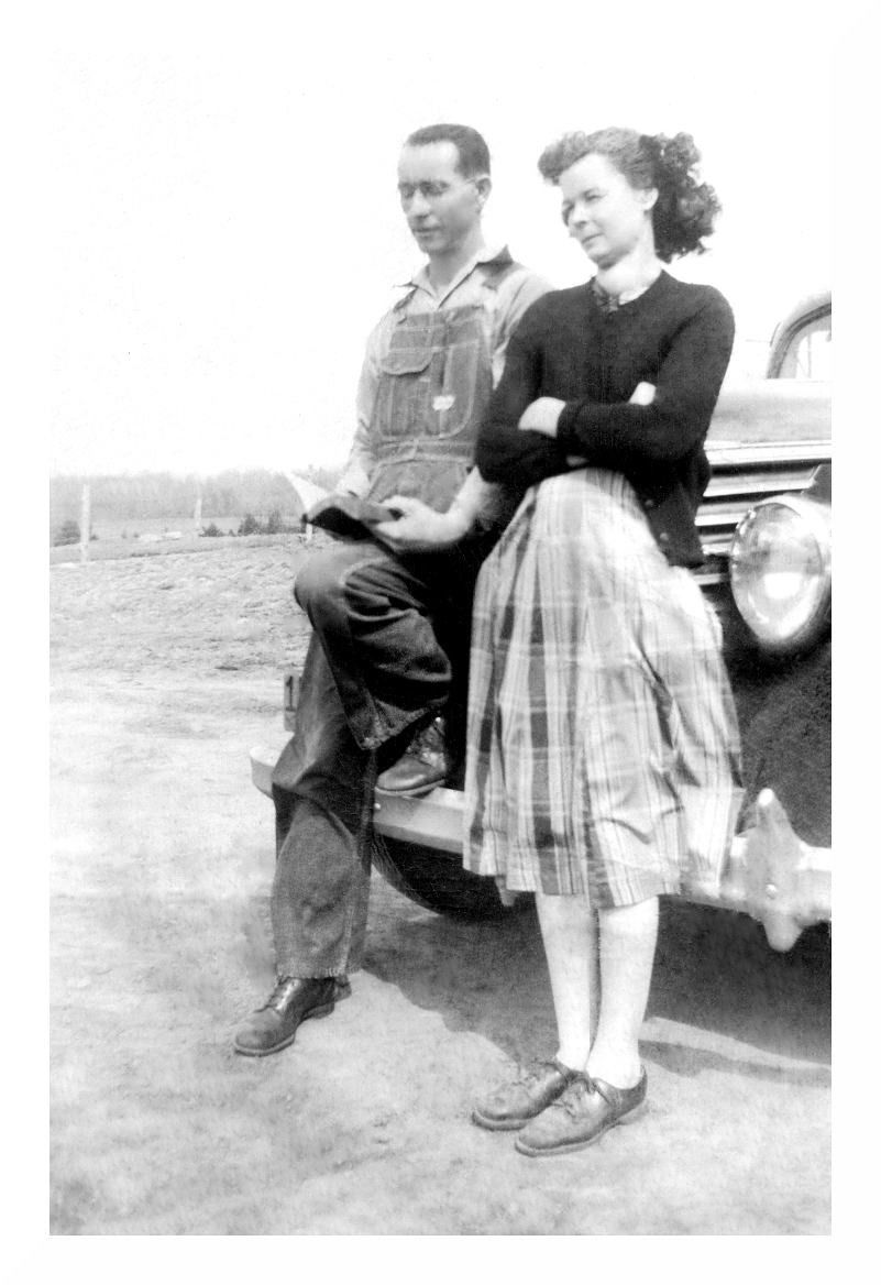Troy Lee Doby Sr., Bessie (Lynch) Doby - 1945